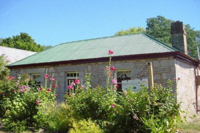 Colonial Cottages Of Ross Luaran gambar